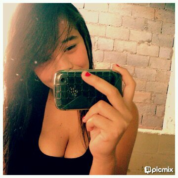 sigueme y te sigo ;)                                                      music is my life
