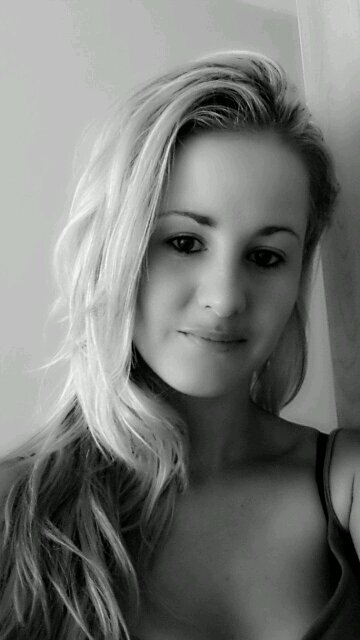 lizzygirl87's profile picture. Live life to the fullest!