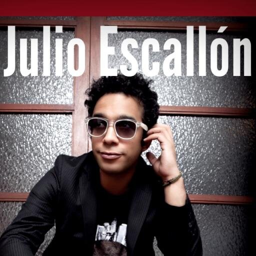 Fans de nuestro gran actor. Comediante inusual y extraordinario Julio Escallón. Te queremos, Pupu.