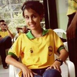 Oq q eu sou??Caleebe ! u.u segue aee qeu sigo d volta :3
