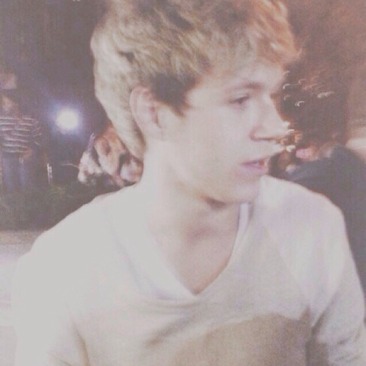 you should follow @shygigglenouis ayy