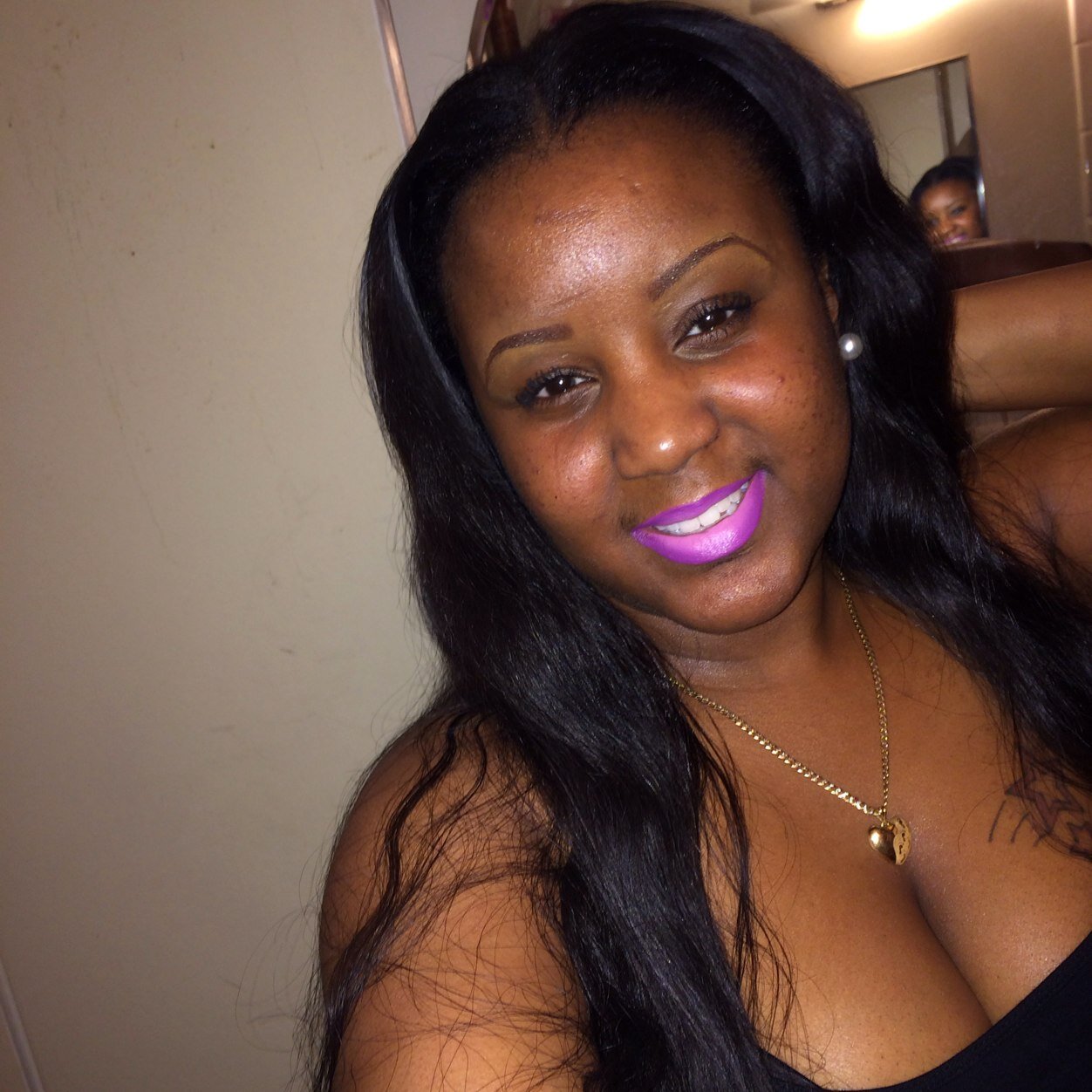 TheRealQueenAJ's profile picture. 