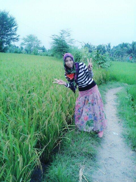 AnieDedare's profile picture. ©© ONE SMILE ,CAN START A FRIENDSHIP © ONE WORD ,CAN END A FIGHT © ONE LOOK ,CAN SAVE A RELATIONSHIP © AND ONE PERSON CAN CHANGE YOUR LIFE ©©