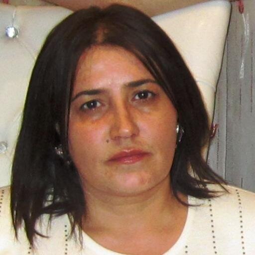Ya olduğun kimi görün, ya da göründüyün kimi ol!