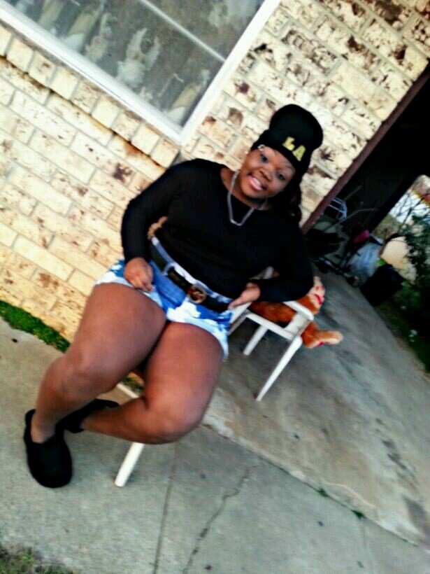 Say Dawg , Thats Naee Naee C.A.N.S.(Crack a Nigga Shit) is My Team , Free My Baby Mista Cain ♡ .