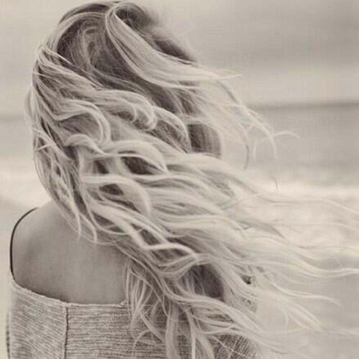 PrincessOTOTK's profile picture. Every girl is a princess because her Father is king. Living for God -2 Corinthians 5:7-