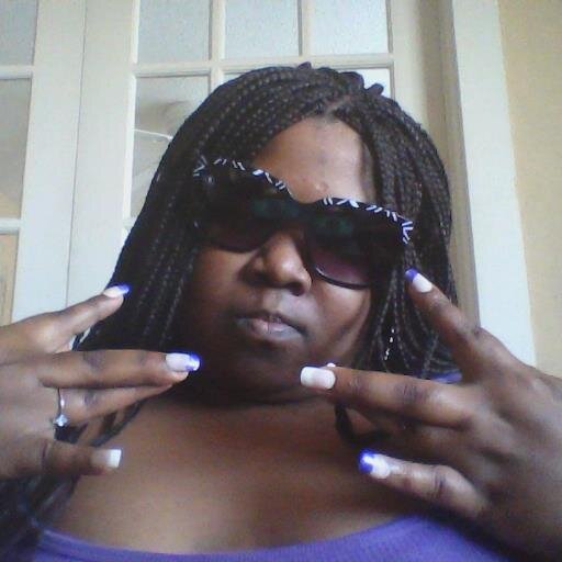 27 thick 4.11 big and beautyiful brown eyes brown and black short hair smart very pretty sweet friendly helpful i am my own woman i like hip-hop rap r&b