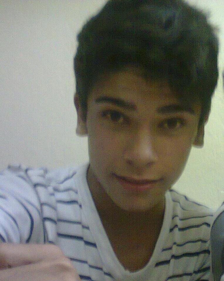 rosseti__'s profile picture. s-k-a-t-e 3