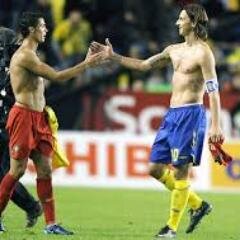 FORZA INTER
INTER PER SEMPRE

VINCI PER NOI PERSIJA(SAJETE)
THE JAK POERWOREDJO