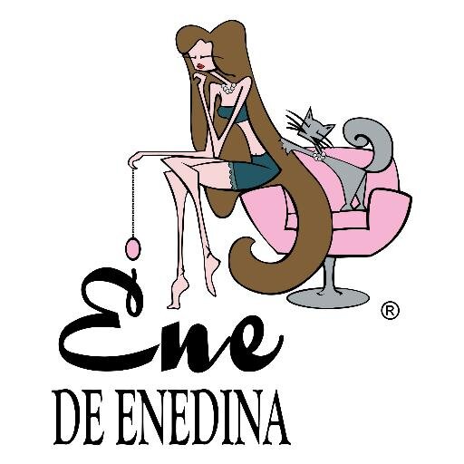 Marca de joyería de diseño realizada en España.Averigua el efecto del collar con las Cápsulas de Personal Shopper.