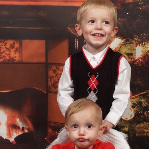 MemeJedi's profile picture. Yep, this is really my life. Come on in. There's lots of profanity.