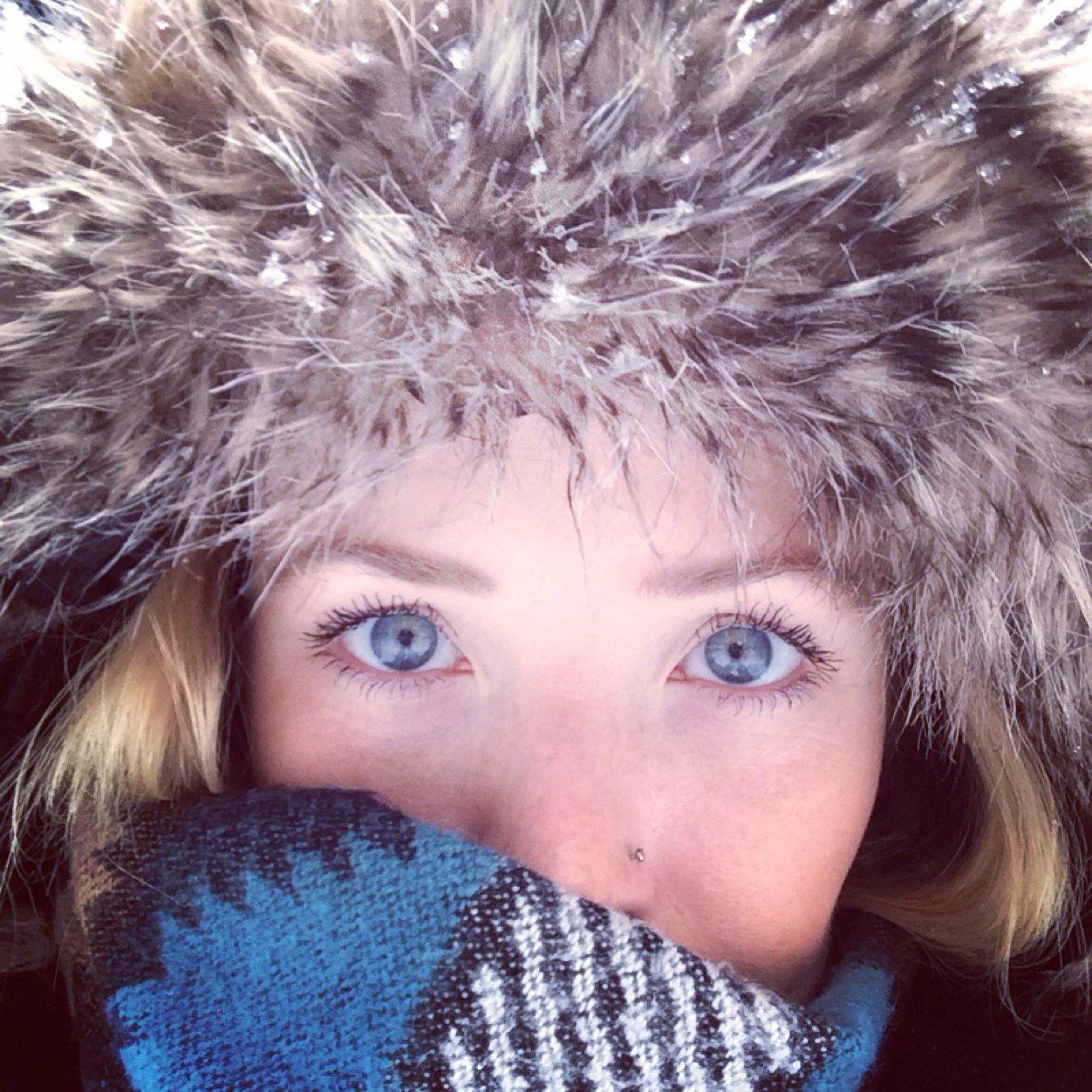 ecyeats's profile picture. currently feeling: hungry