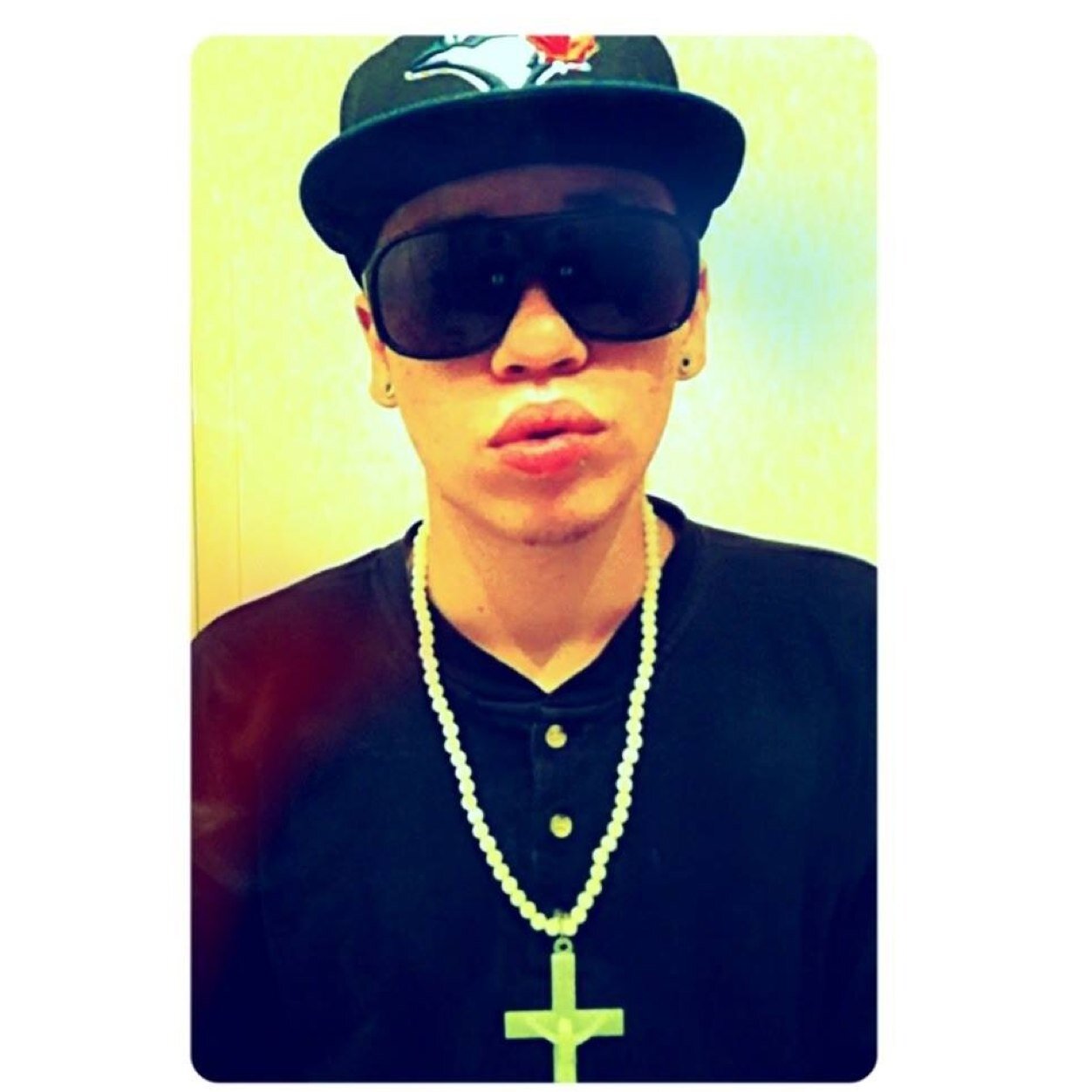 AlowFernandez's profile picture. Love movie, music, sport -N- love hugging out with friends, family love my team Denver Broncos and Denver Nugget an the Los Angela Lakers