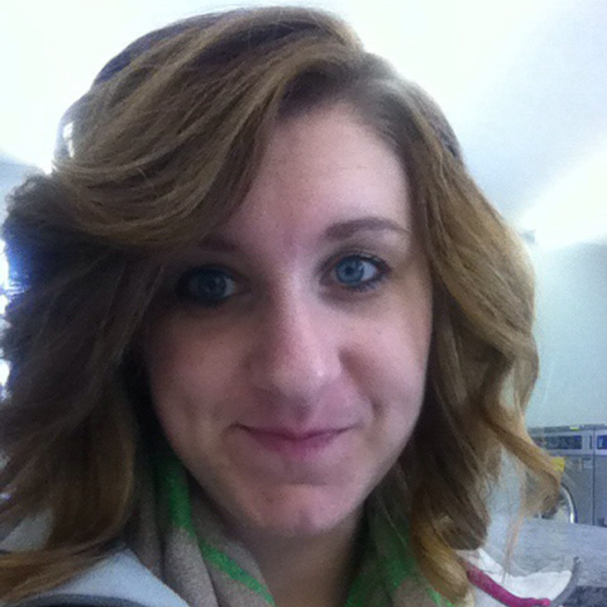 Hey, I'm a senior at SRU. just chillin here loving God, loving family, loving friends, loving life :)