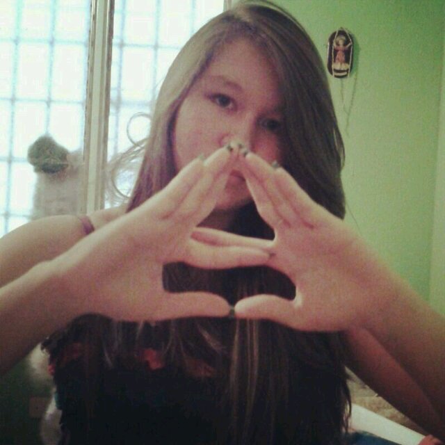 people think I'm weird, but the truth is  being weird makes you Original.                                                                      I am the #Echelon