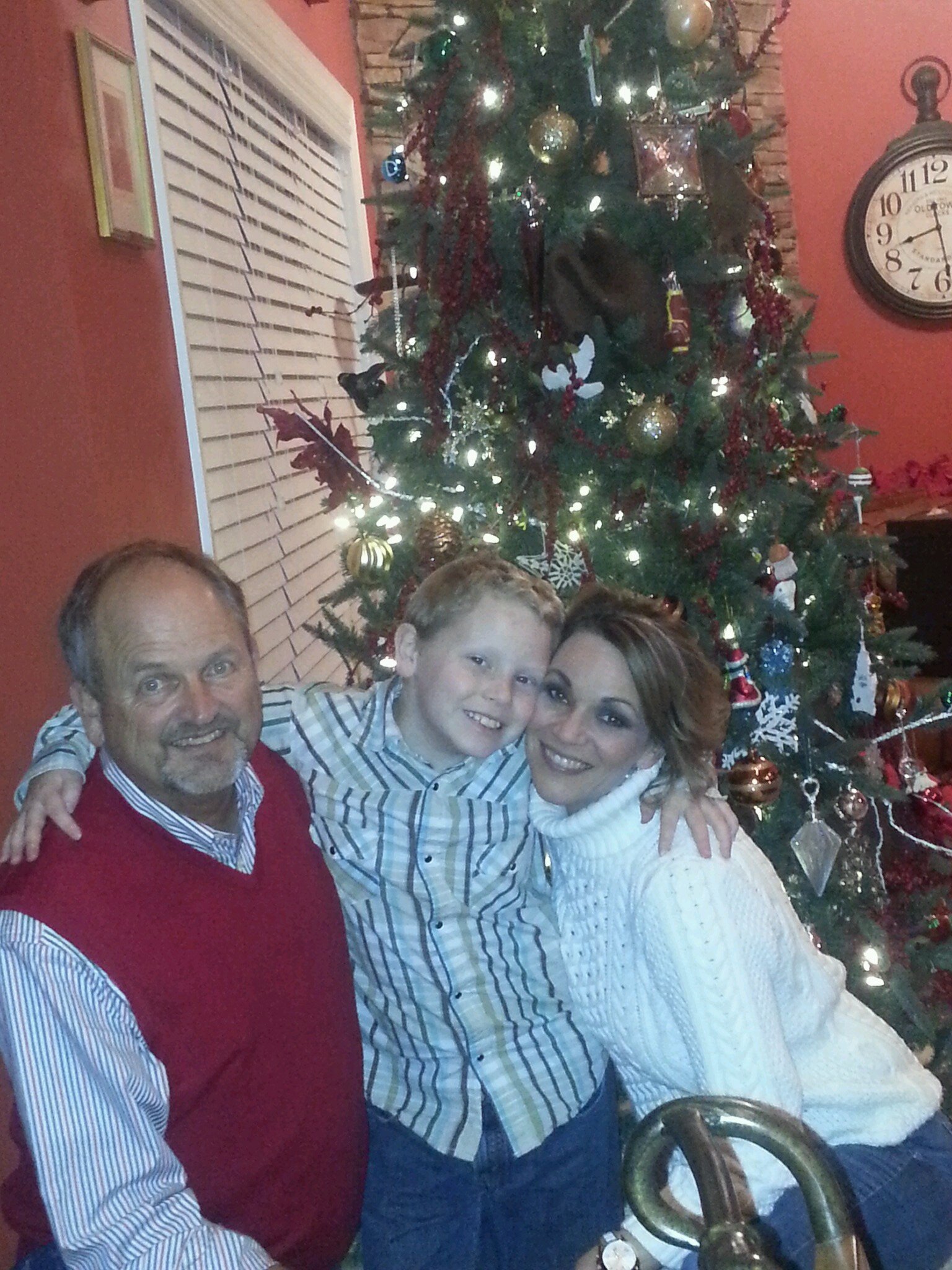 Child of God, in love with my soul mate Jimmy, blessed to be the mother of my son Dudley