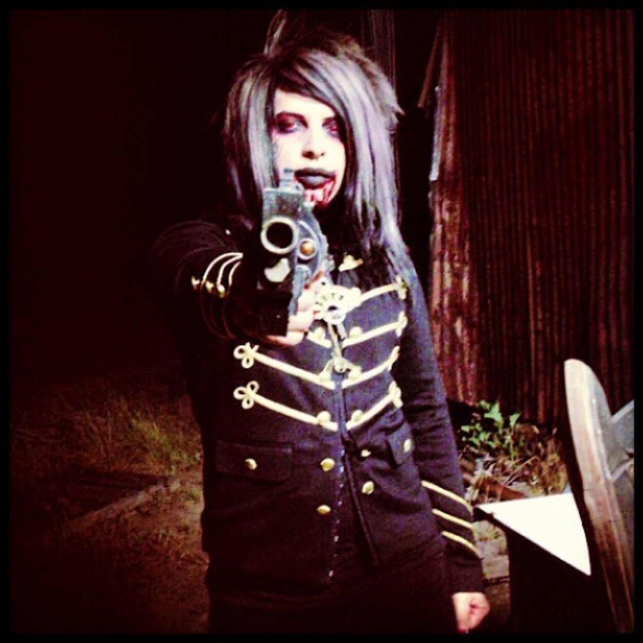 I was once inside @DchvieVanity. I am now my own being that looks like him. Slightly evil but I kinda care. {RP/FL}