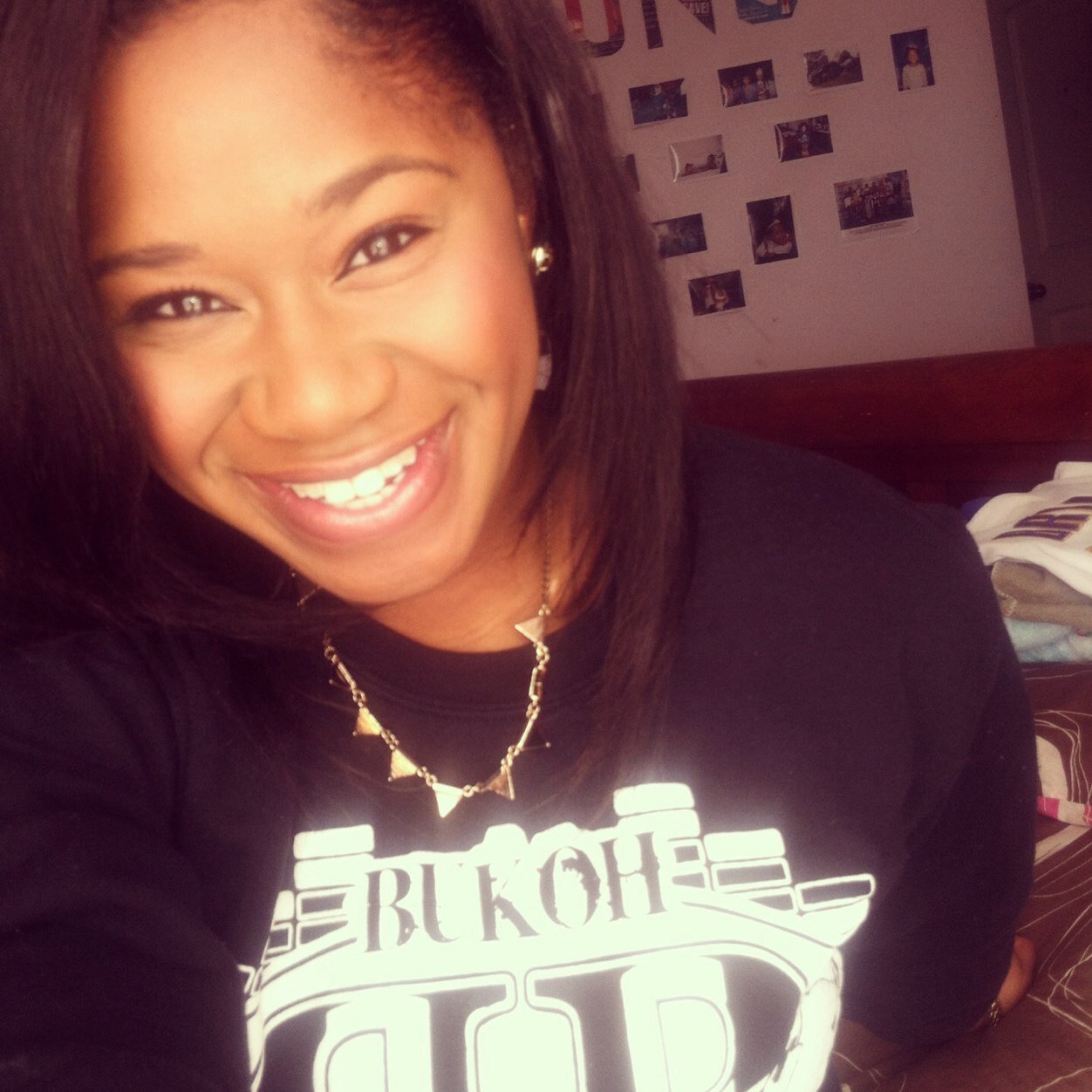 Dolphins stole my heart ❤️ •
1/2 of Sanitee #GoingGlobal #SaniteeTakeover #BIGBANDZ •
Class of '14