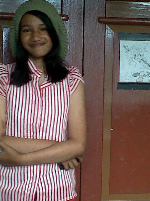 Bukittinggi|19 agustus 1999| Pin BB:2B314705| Twitter lama: @AngginiCo