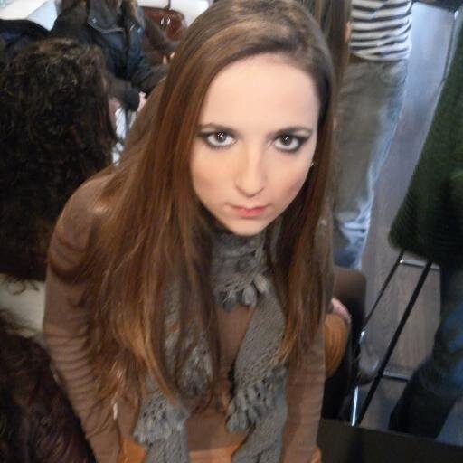 Secretaria Ejecutiva en Audi Martinez. Tenis, sauna y Fit Extreme hasta el extasis. Feliz de viajar todo el tiempo :)