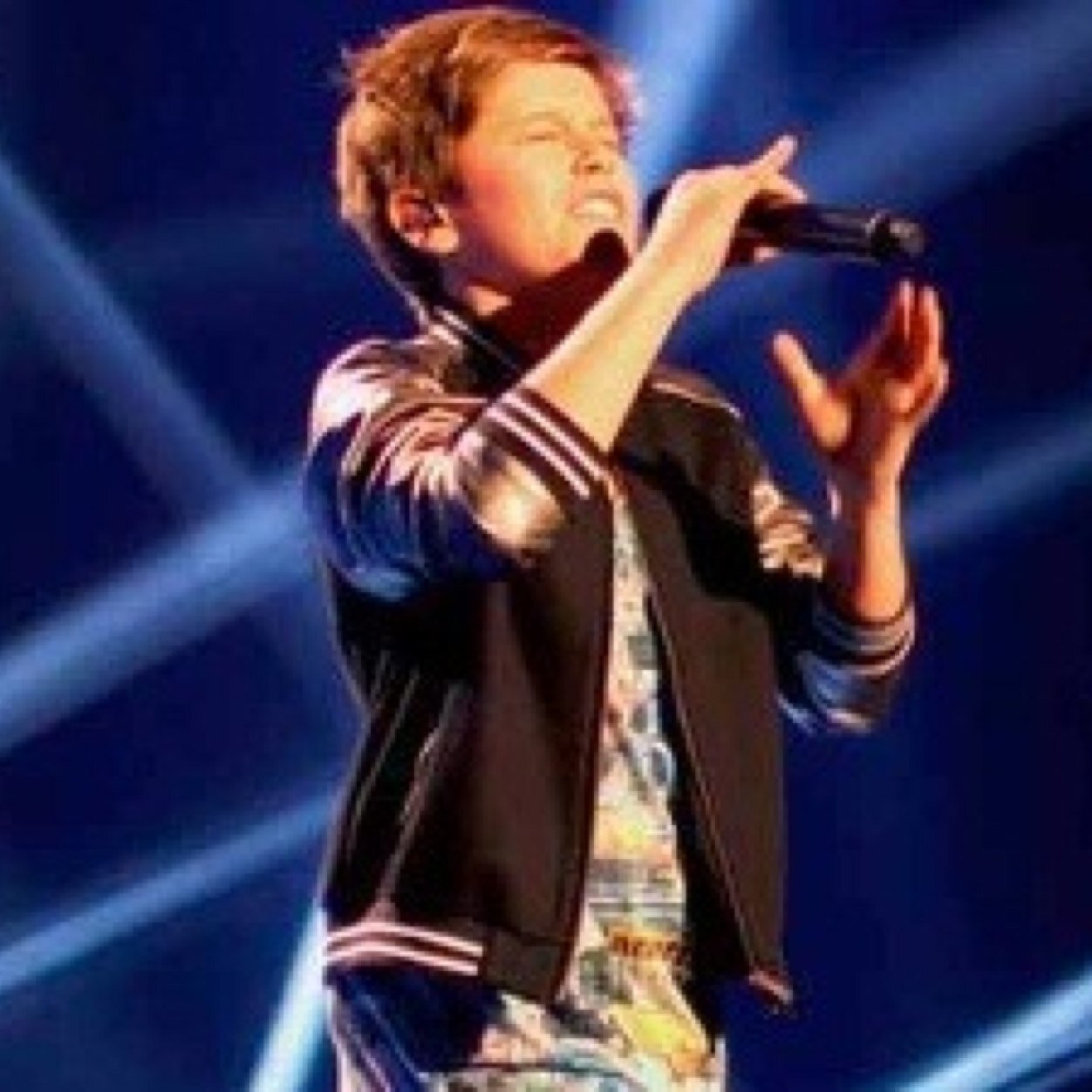 Hey i am a massive Jai fan follow my instagram for more about me @jaiwaetfordbiggestfan thanks loved Jai from first peformace he is so amazing!!