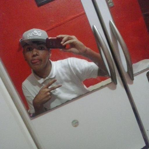 Poode vim , que é tdd com noiiz , amor é treta mano u--u