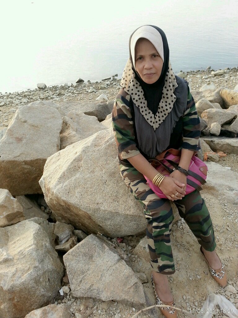 menerima sebarang tempahan baju