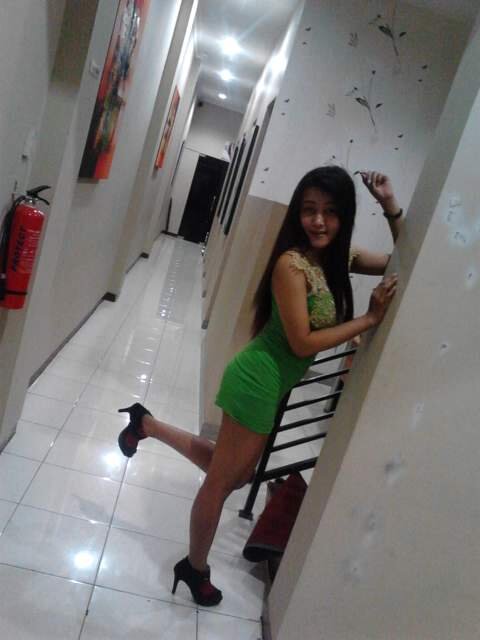 MoccaMoshine's profile picture. FOKUS KARIR