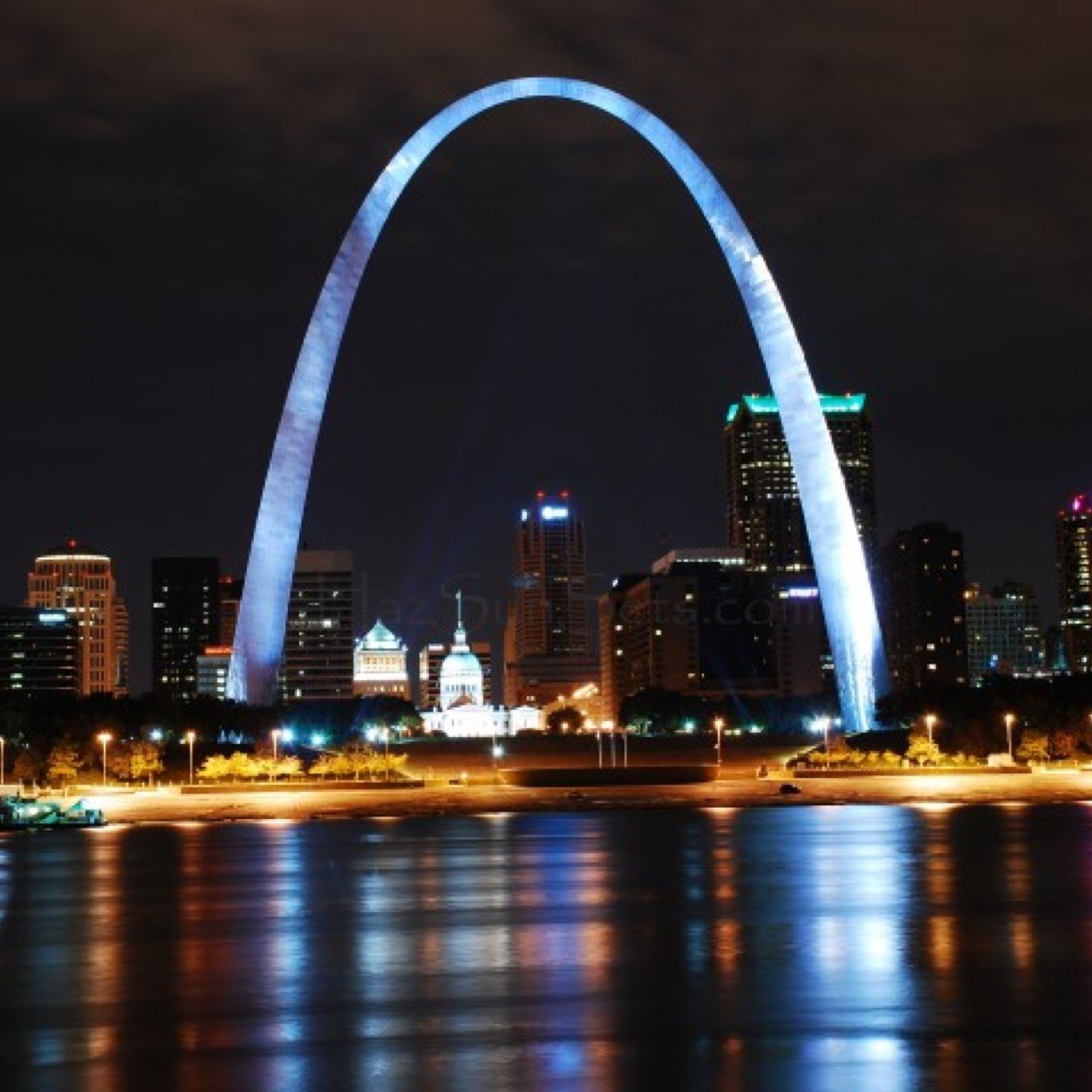 Dishin out info and updates about the St. Louis Blues, St. Louis Rams and St. Louis Cardinals. #TeamSTL