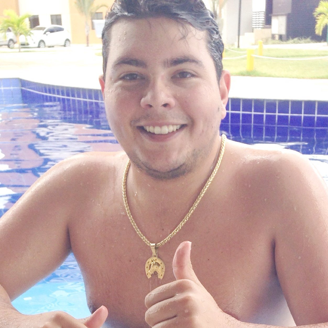 Estudante de Direito, Paraibano com orgulho, Amante da vida, Da familia e dos amigos! São Bento-PB/Natal-RN