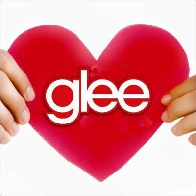 a free follow from a #Gleek. ;) - whether u ship #klaine #brittana #finchel #faberry #quick #fabrevans #artina #tike #wemma, #loveislove ♥ =)