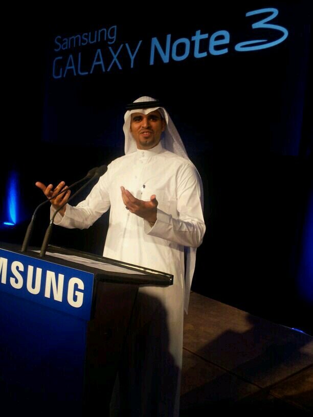 اللهم صلي على سيدنا محمد وعلى ال سيدنا محمد كماصليت على سيدنا ابراهيم وعلى ال سيدنا ابراهيم في العالمين انك رءووف رحيم