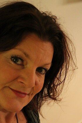 merjajoro's profile picture. Avoimin silmin eteenpäin, elämästä nautiskellen.