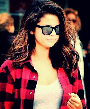 Belieber. I've been here since the beginnin and i'll always support him because this is forever.        Selena & Janoskians.