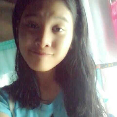 hi im jhana im a simple girl ilove singing and cooking and i really really love 1D  so proud to be a #filipinodirectioner