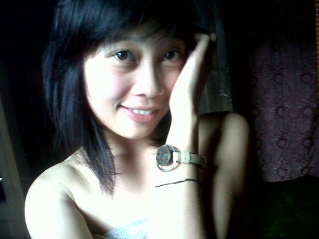 Phoetriy's profile picture. 11-12-2013 hari bahagiaku