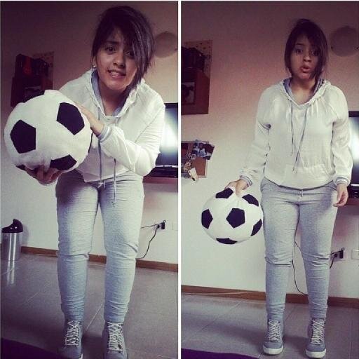 fanslaura4's profile picture. sigue la cuenta oficial de laura @LauraC_Hidalgo