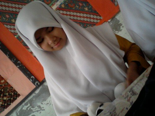 Sentiasa ceria walaupun ketika sedyh,
  #in syaa allah