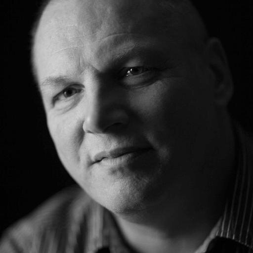 robvanderpas's profile picture. 