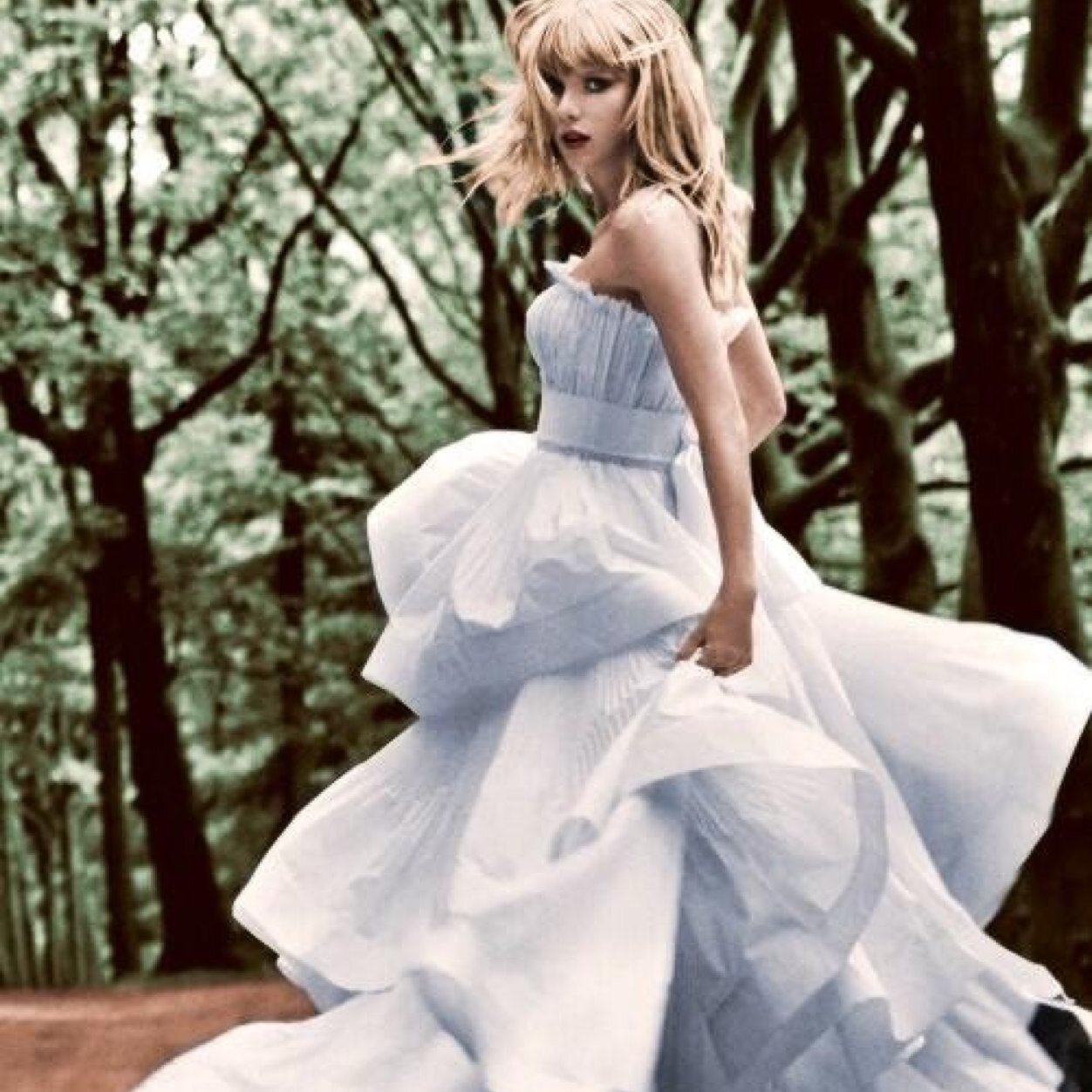 Taylor LOVE♡ followme(´･_･`)♡