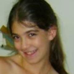 Não fique com te faz sofrer e sim com quem que te faça feliz!! 33'