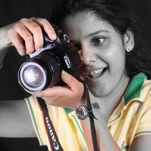 Beauty attractz d eye Bt personality capturez d heart.. Em a gal f 2 thngz : classy n fablouz..