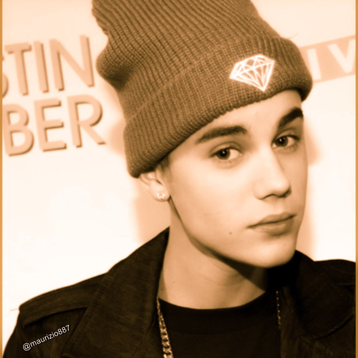 LovaticLegend's profile picture. His name is Justin Drew Bieber but I call him my inspiration. Her name is Demetria Devonne Lovato but I call her queen. Boy Belieber/ Lovatic.