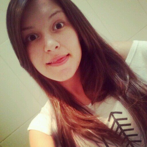 Felicidade é vendaval , um dia vai no outro vem ♪ http://t.co/5YrFfs9ZEV