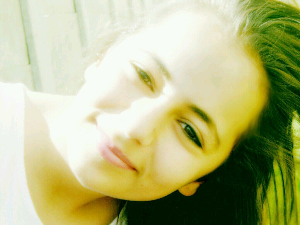 #farklı #olursan #mutlu #olursun  -Hayat felsefem=siktiret