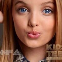 Cantora,modelo,compositora