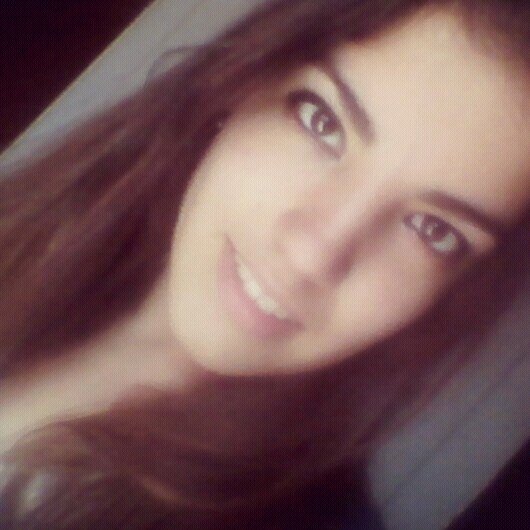 SONREIR A PESAR DE LOS PROBLEMAS. ES LO UNICO QUE TE AYUDA A AVANZAR Y A RECORRER TU CAMINO SIN MIRAR ATRAS.