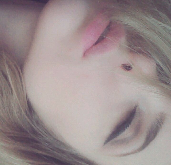 li_possibility's profile picture. мать природа наградила меня только одним даром, это жрать и не толстеть