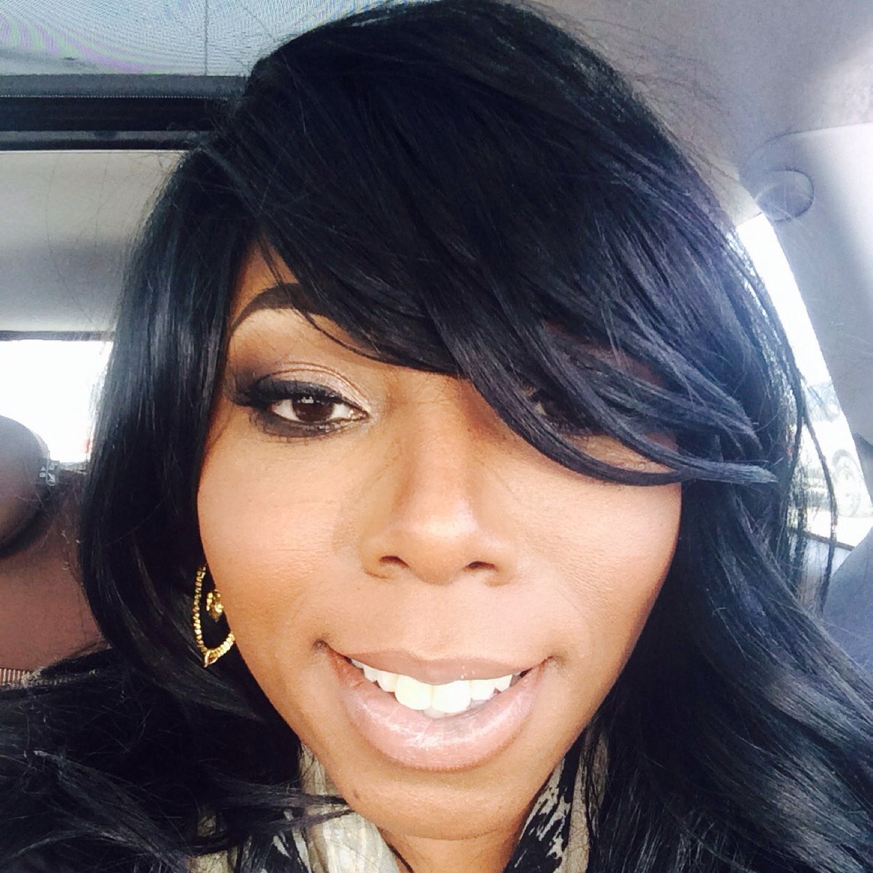 ShaelasVanity's profile picture. Personal stylist, Creative closet design, Marketing Strategist, Private Label Executive, One on One Fashion Consultanting