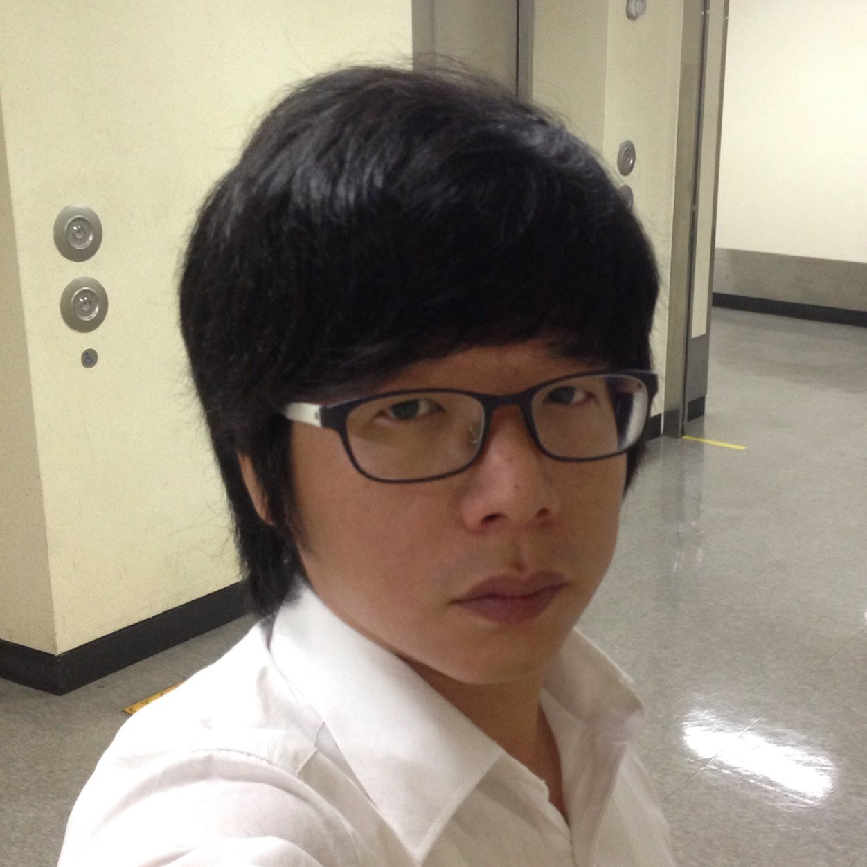 proud0's profile picture. Lucky